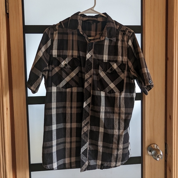 2/$25 Plaid Button Down - Picture 1 of 3